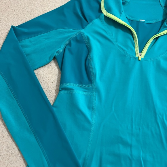 LULULEMON half zip - Picture 3 of 5